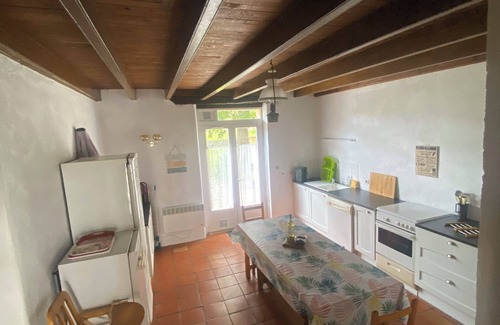 Gageac-et-Rouillac Cabaña | Gîtes 8 Places, au Sein D'un Domaine Comprenant 7 Gîtes de 4 à 44 Pers. au Total