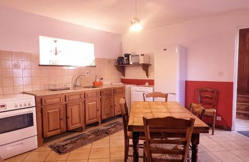 Vauvillers Casa | Gîtes chaleureux près de Luxeuil, jardin commun - FR-1-583-472