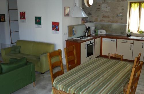 Avernes Casa | Gîtes de la Grande Ferme