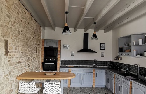 Messe Casa | Gîtes de la Roche Élie -> "Chez Léonie" ⭐⭐⭐