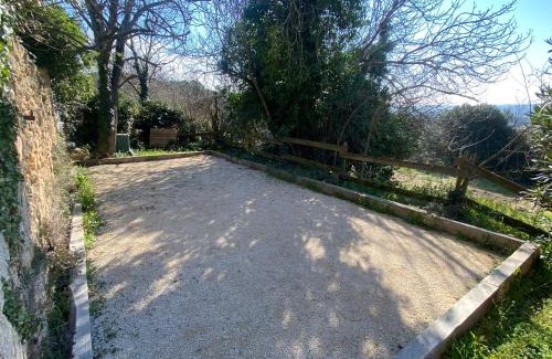 Tresques Casa | Gîtes in Mas Uzes zwembad en grote tuin