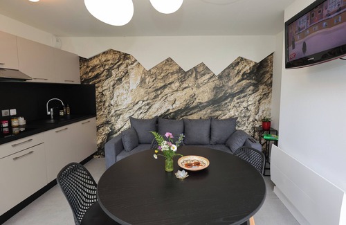 Sainte-Fereole Cabaña | Casas cueva - Piscina climatizada - 10 min de Brive -2 personas
