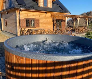 Leszczyniec Chalet De Esquí | Górskie Formy - drewniany dom w górach z balią