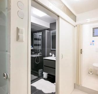 Loerrach Apartamento | Günstiges grünes Ferienzimmer mit separater moderner Dusche