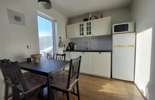 Kirkjubaejarklaustur Apartamento | G-28 apartment with terrace