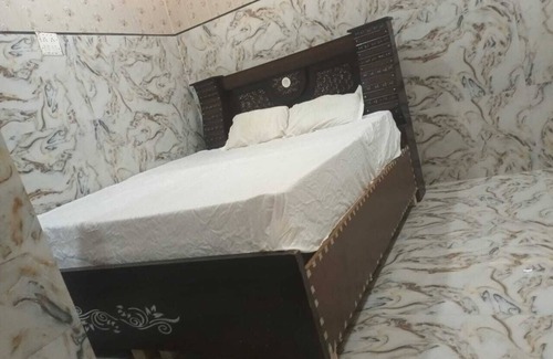 Mathura Casa | G.D Guest House By GRB