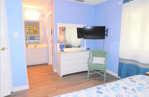 Demere Park Casa | G2 great extra glassed in dining area 3bed 2 5 bath very nice glassed in porch close to clubhouse