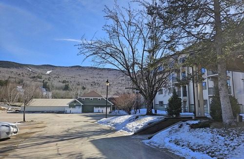 Lincoln Condominio | G204A - Managed by Loon Reservation Service - NH Meals & Rooms Lic# 056365
