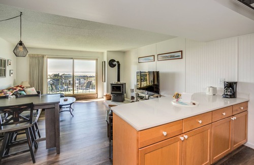 Gearhart Condominio | Amplia vista al mar desde el amanecer hasta el atardecer. Recientemente remodelado