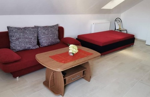 Zusmarshausen Condominio | Gabi's room rental