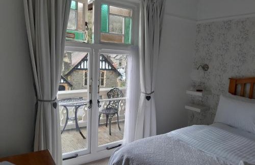 Lynton Casa | Gable Lodge Guest House