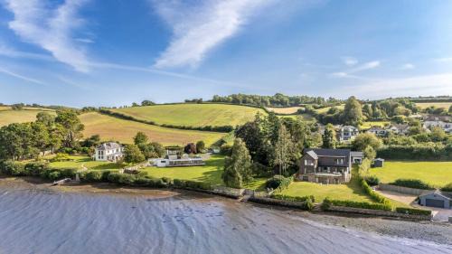 Combeinteignhead Casa | Gable View - Luxury Riverside Sanctuary