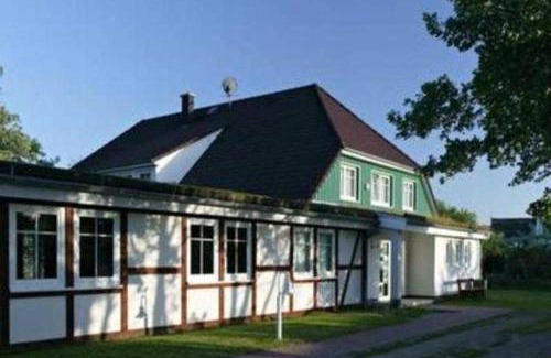 Ostseebad Ahrenshoop Casa | Gaestehaus Strandhalle