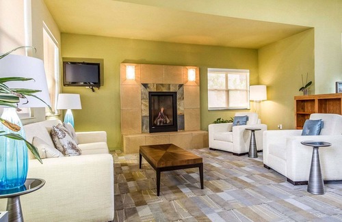 Cascade Hotel | Gaia Hotel & Spa Redding, Ascend Hotel Collection