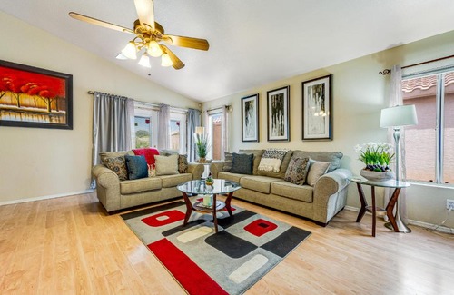 Provinces Master Community Casa | Gail Getaway