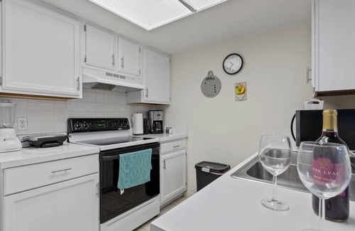 Gainesville Apartamento | Condominio Familiar con Dart Boards + Juegos, Family Friendly Condo w/ Dart Board+Games