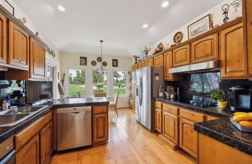 Paradise Valley Condominio | GAINEY RANCH 4TH HOLE WATER VEIW AND GATED. BEST LOCTION IN TOWN