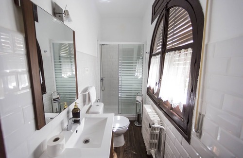 Genil Cama Y Desayuno | Gala Placida Experience 1923