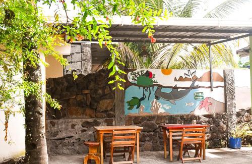 Puerto Ayora Casa | Galapagos Dove