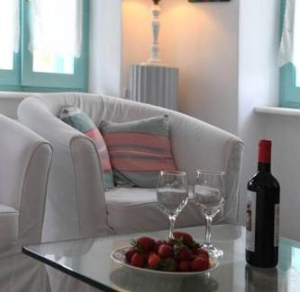 Exomvourgo Apartamento | Galatea House First floor with terraces