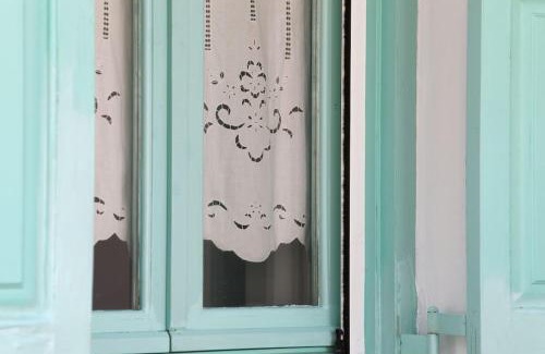 Exomvourgo Apartamento | Galatea House First floor with terraces