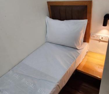 Bandra West Hotel | Galaxy Cabin Stay And Dormitory