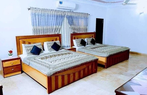 Gulshan-E-Jamal Casa | Galaxy Inn Guest House