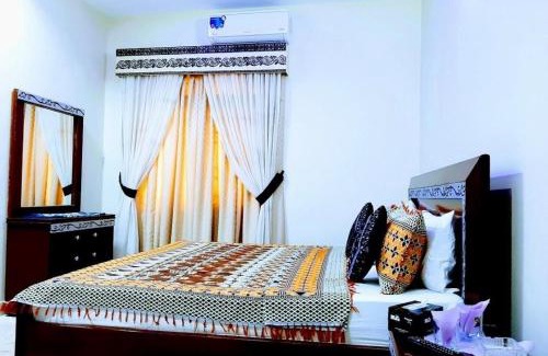 Gulshan-E-Jamal Hotel | Galaxy Inn - Near Karachi Expo Canter Branch
