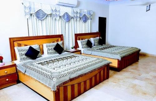 Gulshan-E-Jamal Hotel | Galaxy Inn - Near Karachi Expo Canter Branch