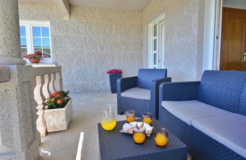 Quintans Casa | GALIHOST - A Casa de Otilia