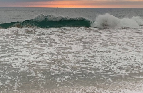 Boossa Casa | Galle Breeze Inn - 5 BR Beach Villa in Southern SriLanka Facing the Indian Ocean