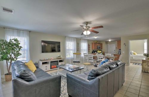 El Lago Casa | Galloping Seahorse Seabrook Home about 4 Mi to NASA!