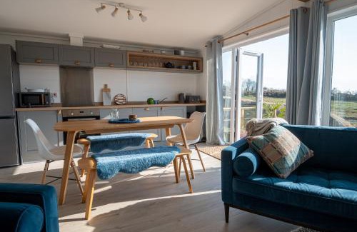 Llanfairpwllgwyngyll Casa | Galwad y Môr