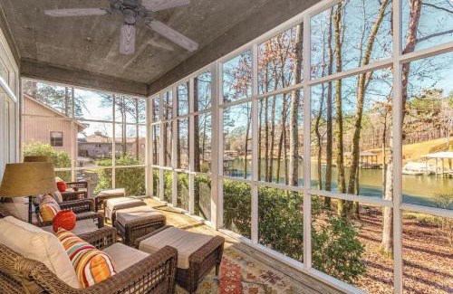 Smith Mountain Estates Casa | Game Day Getaway on Lake Martin with Private Dock
