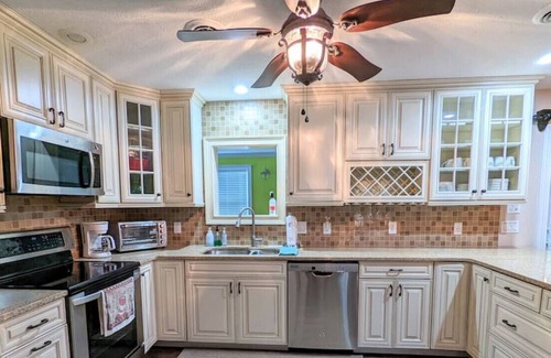 Mount Pocahontas Casa | Game/Entertainment Rooms, Covered Patio, FirePit
