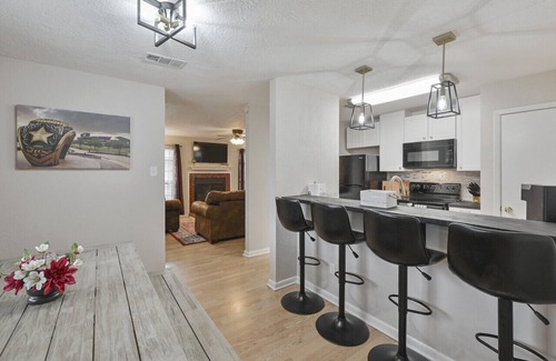 Southwood Valley Casa | Game On - Aggieland Vacation Rentals