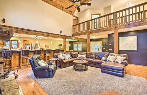 Elk Park Casa | Game Room and Fire Pit Spacious Elk Park Lodge!