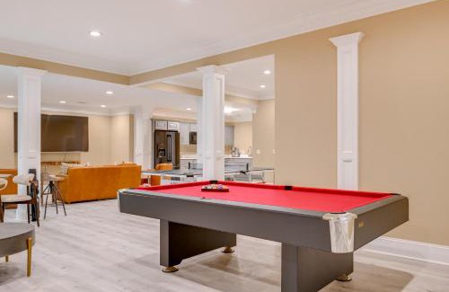 Denver Casa | Game Room and Patio Luxe Retreat Near Lake Norman!