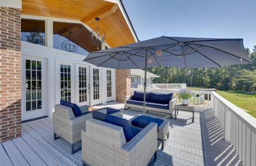 Louisburg Casa | Game Room and Pool! Luxe Louisburg Farmhouse