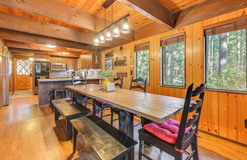 Packwood Cabina | Game Room & Fire Pit: Family Cabin in Packwood!