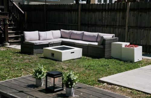 Belmont Cragin Casa | Game Room, Firepit, Playground, Gym, Billiard