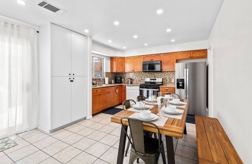 Norwalk Casa | Game Room & In-Unit Laundry - 15 Min to Disney!