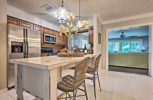 Bearss Plaza Casa | Game Room & Pool: Huge Lutz Family Retreat