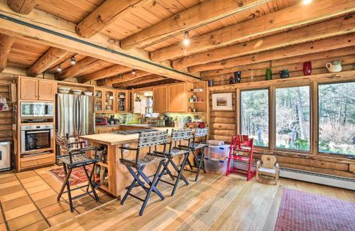 Accord Casa | Game Room with Speakeasy Saloon Accord Retreat