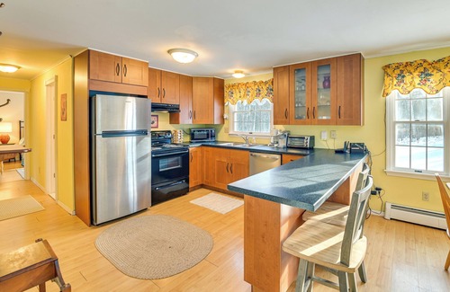 North Creek Cabaña | Game Room & Yard: Charming North Creek Home!