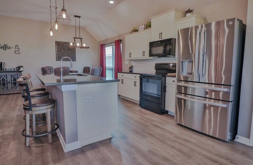 College Station Casa | Gameday or weekend getaway. Approx 6 miles from Kyle Field & Tx. A&M University