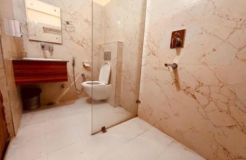 Bilhaur Hotel | Gamsi Roll INN