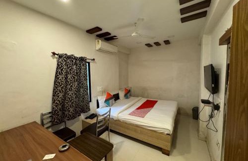 Koregaon Park Cabina | Gandharva Residency Koregaon Park