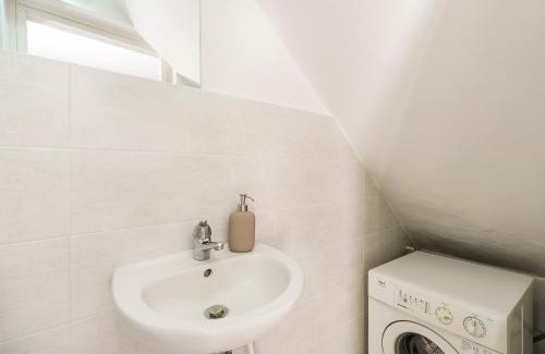 Lastra a Signa Casa | Ganga House - Mini Loft Moderno-Free Parking