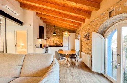 Besalú Apartamento | Ganganell Àtic Apartamento con terraza en Besalú